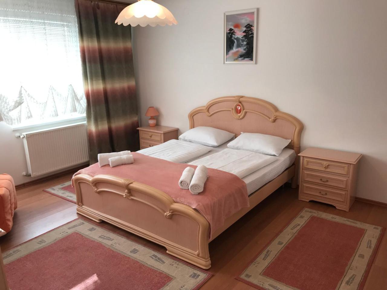 Lotusz Apartments In Nyíregyháza Extérieur photo