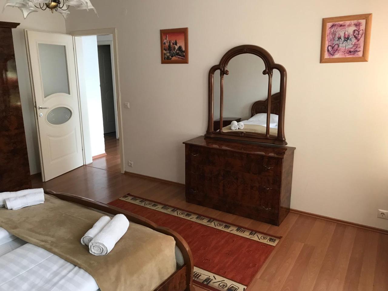 Lotusz Apartments In Nyíregyháza Extérieur photo